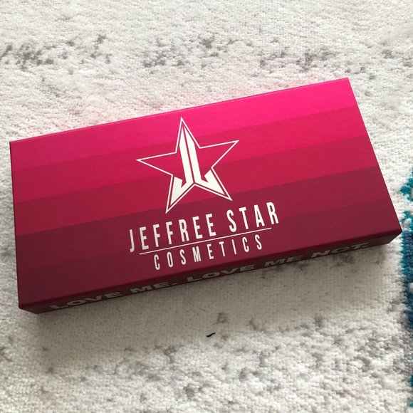 😍SALE!! NIB Jeffree Star Blood Sugar Mini Reds&Pinks!😍 - Picture 2 of 4